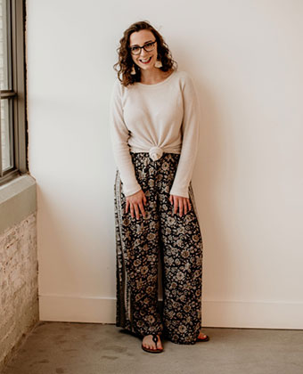 wedding planner head shot